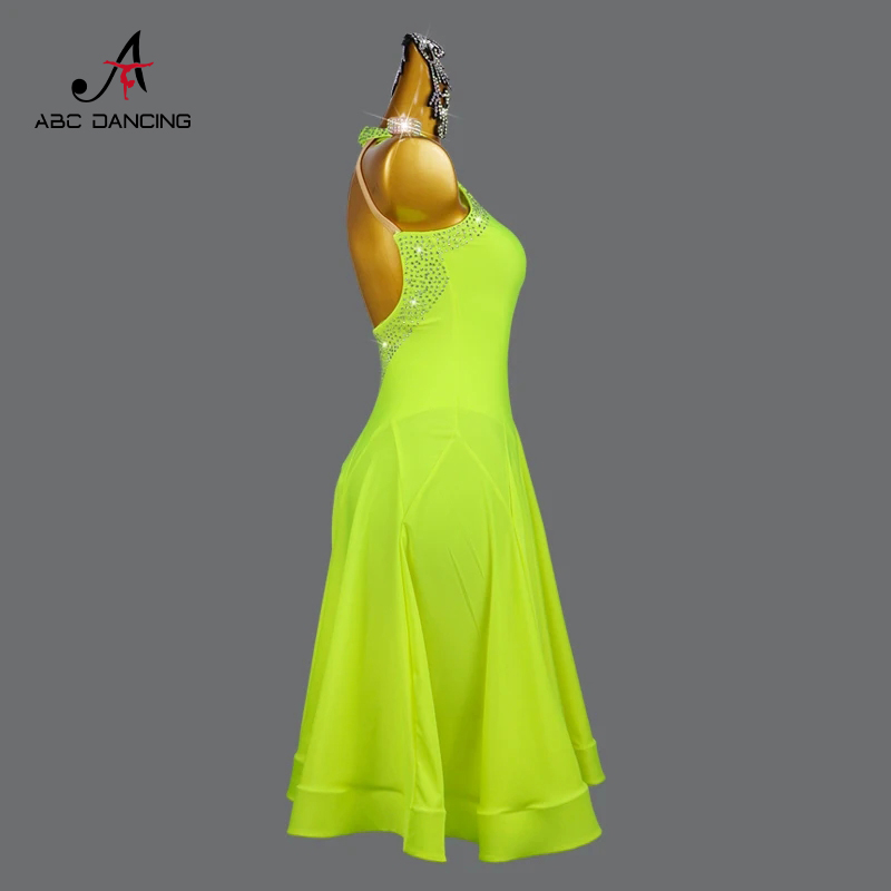 Vestido de Baile Latino 2026,  - Women Formal Wear With Skirt reseña y precio