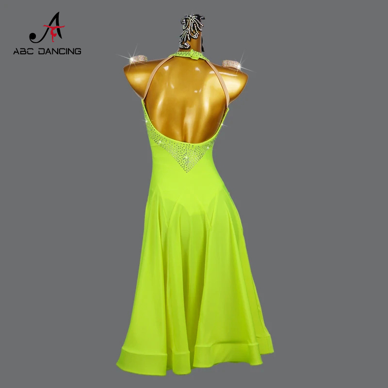 Vestido de Baile Latino 2026,  - Women Formal Wear With Skirt reseña y precio